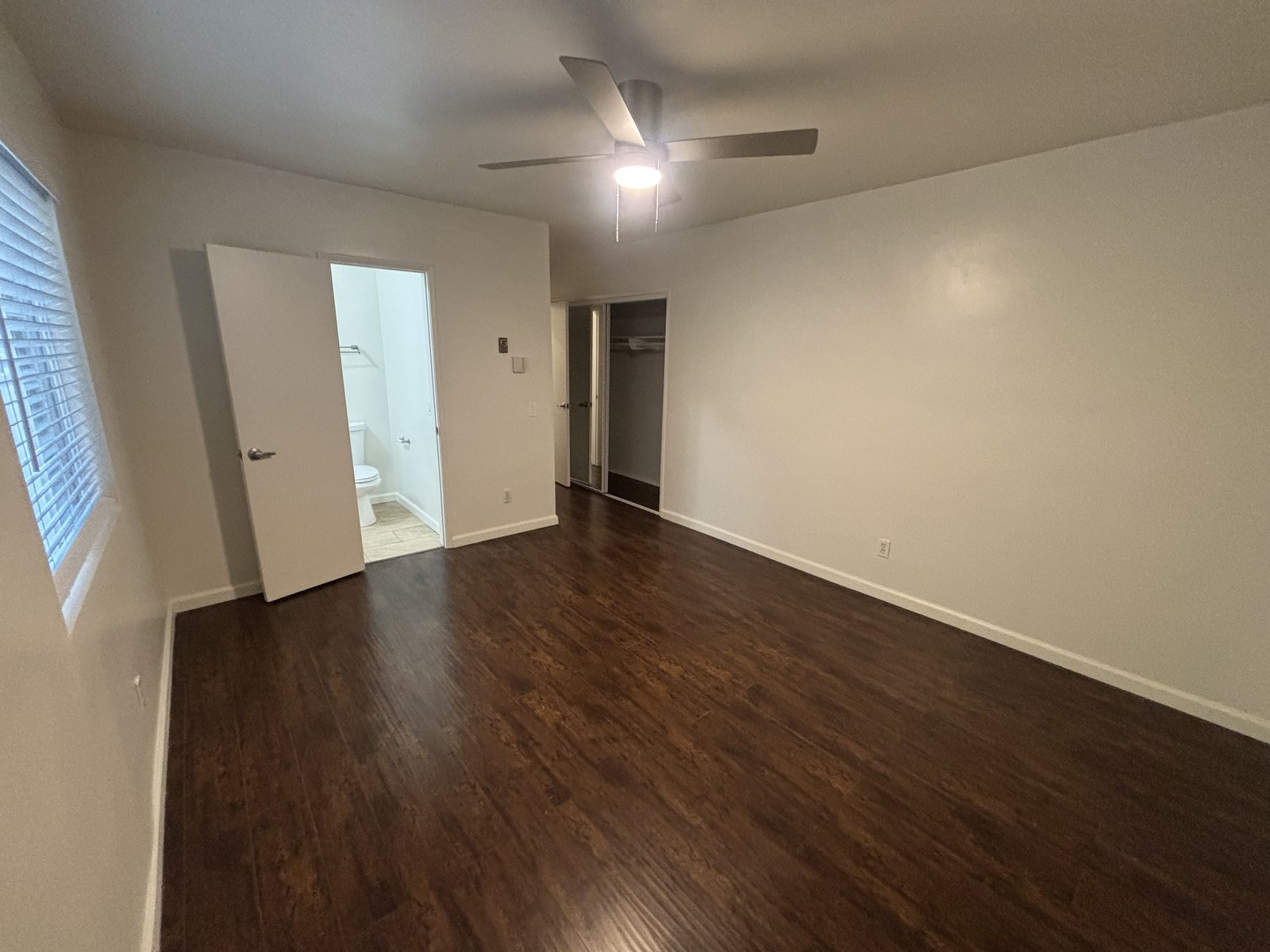 Unit C bedroom, original unaltered photo